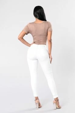 Flash Sale 💯 Fashion Nova Lifestyle 👖 Jeans - White Skinny 👖 Jeans 🛒 16 Fashion Nova Lifestyle Jeans - White Skinny Jeans