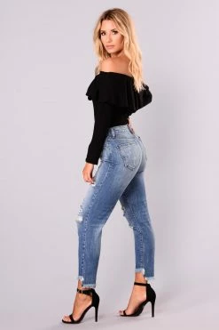 Fashion Nova Toni Boyfriend Jeans - Medium