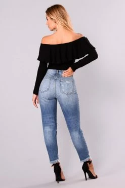 Fashion Nova Toni Boyfriend Jeans - Medium