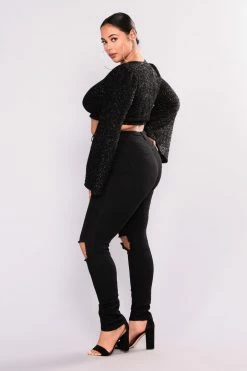 Wholesale 🔔 Fashion Nova Distracted High Rise 👖 Jeans - Black 🔔 23 Fashion Nova Distracted High Rise Jeans - Black