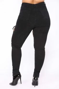 Fashion Nova That's What's Up Skinny Jeans - Black