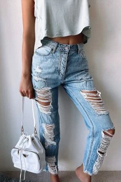 Flash Sale ❤️ Fashion Nova Jammin' On Boyfriend 👖 Jeans - Light Wash 👍 16 Fashion Nova Jammin' On Boyfriend Jeans - Light Wash