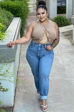 Fashion Nova Very Special High Rise Mom Jeans - Medium Wash